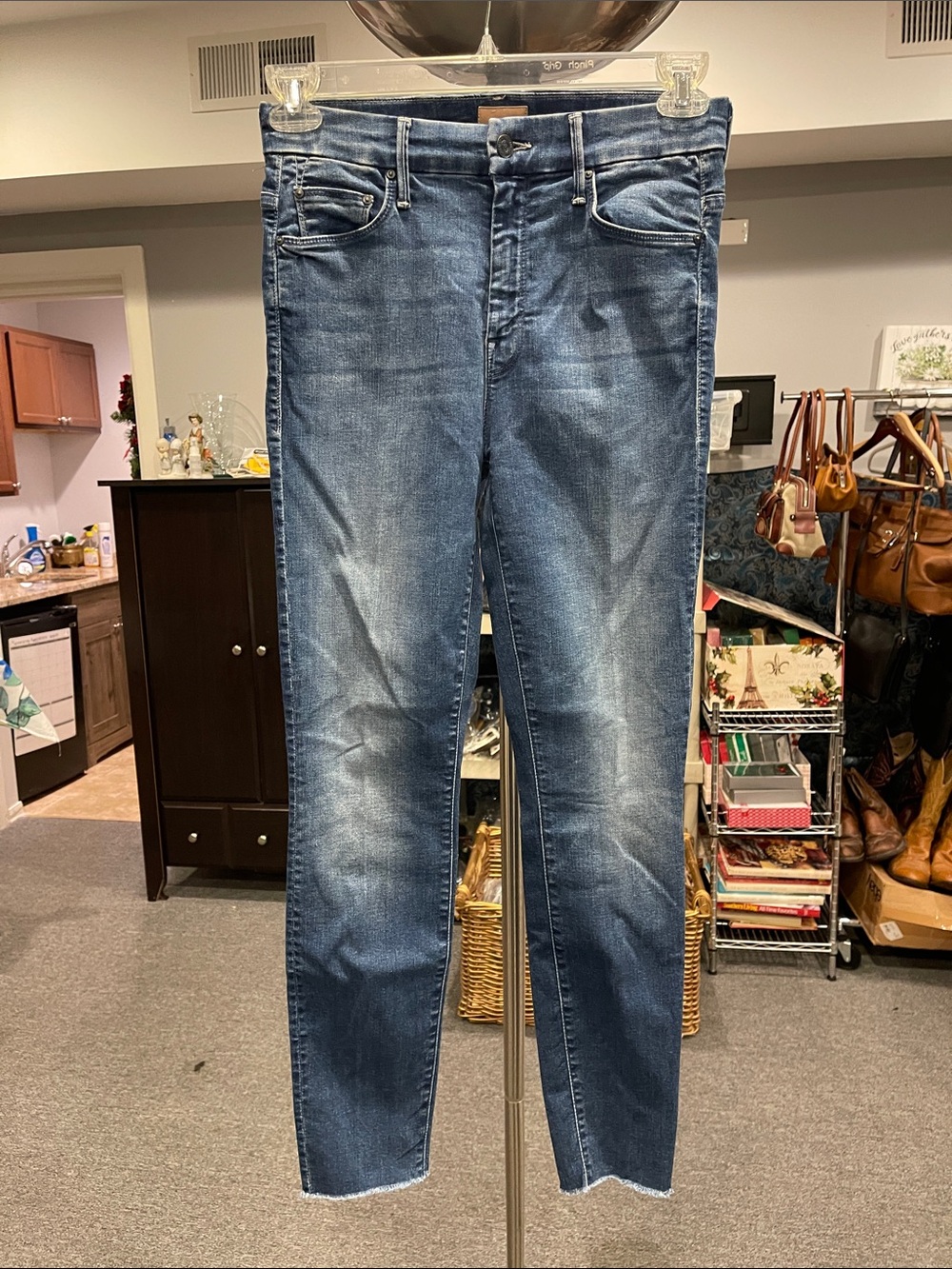 MOTHER High Waisted Looker Ankle Fray Jeans Lure Me In Wash Size 28 Skinny